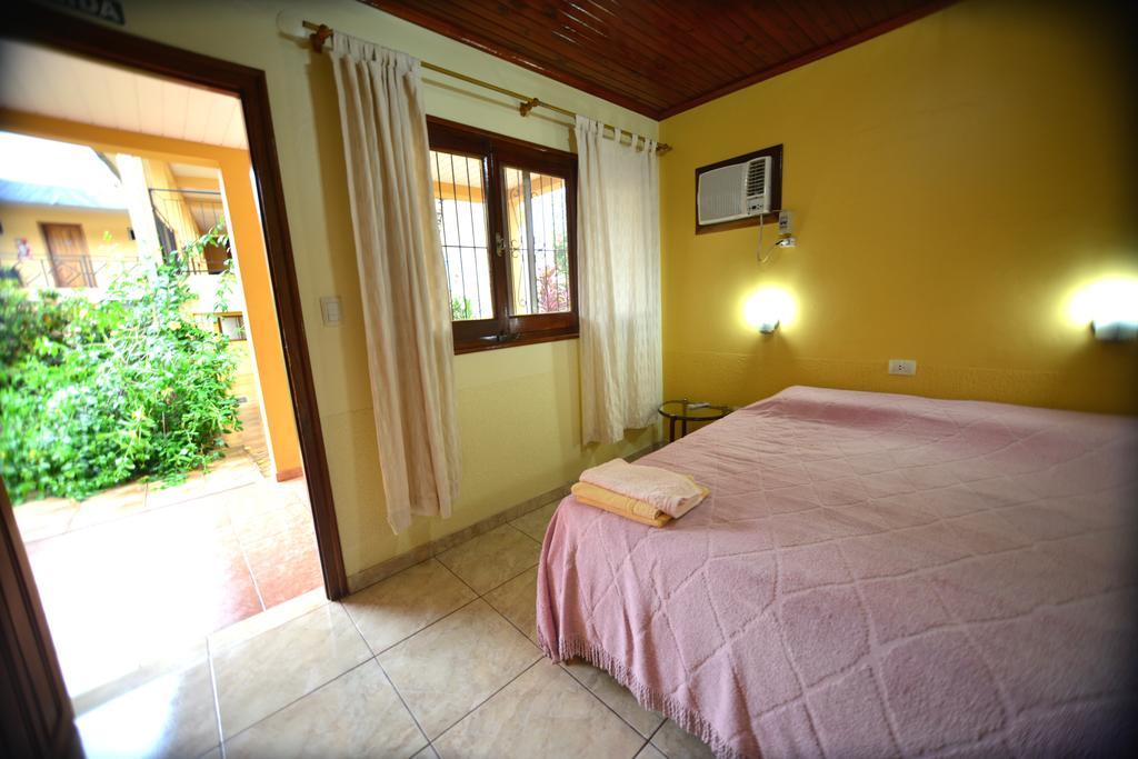 Hotel Lilian Puerto Iguazu Luaran gambar